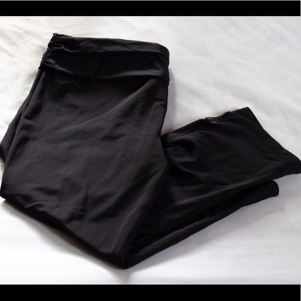 Under Armour Cropped Athletic Leggings